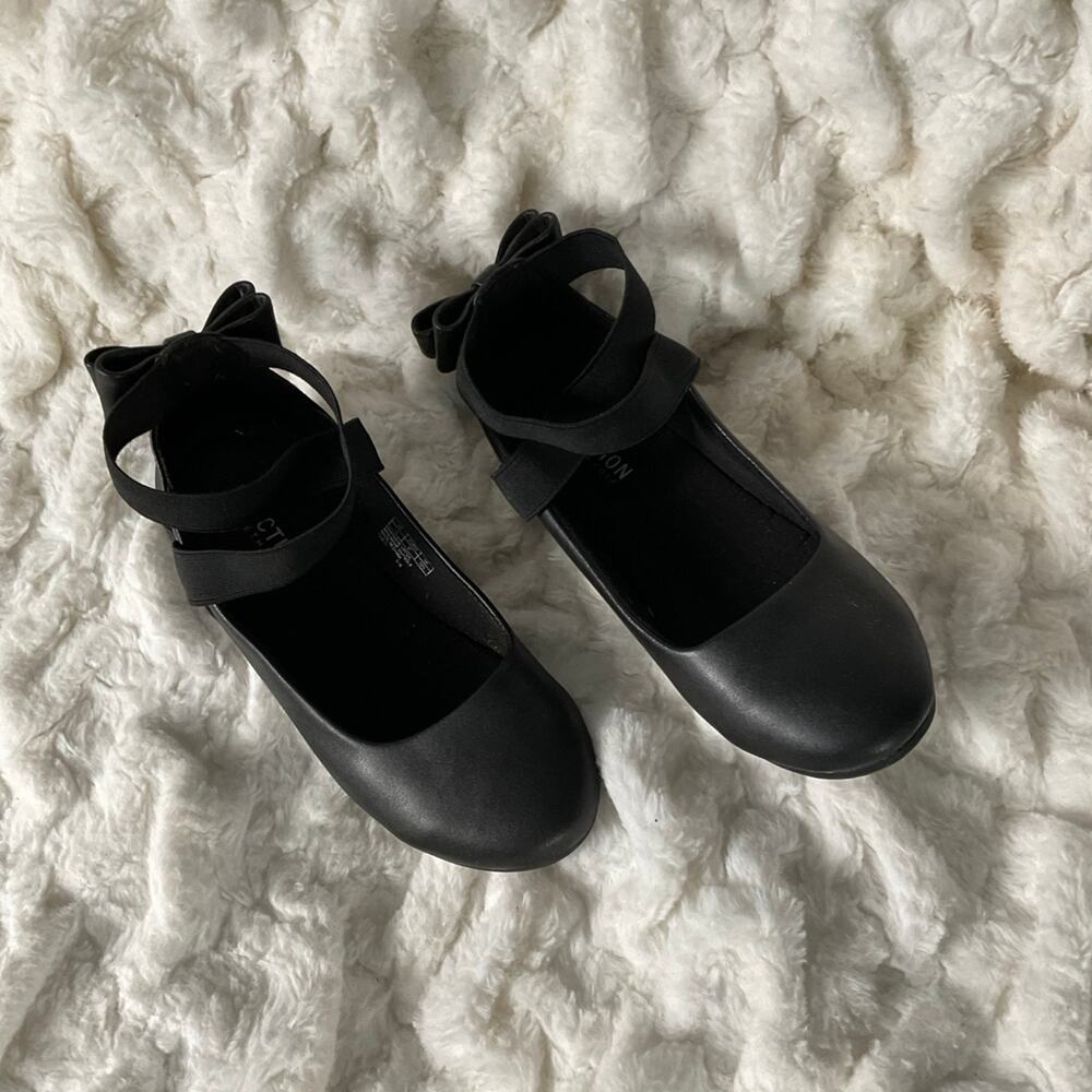 Girls size 13, Kenneth Cole Reaction ballet flats